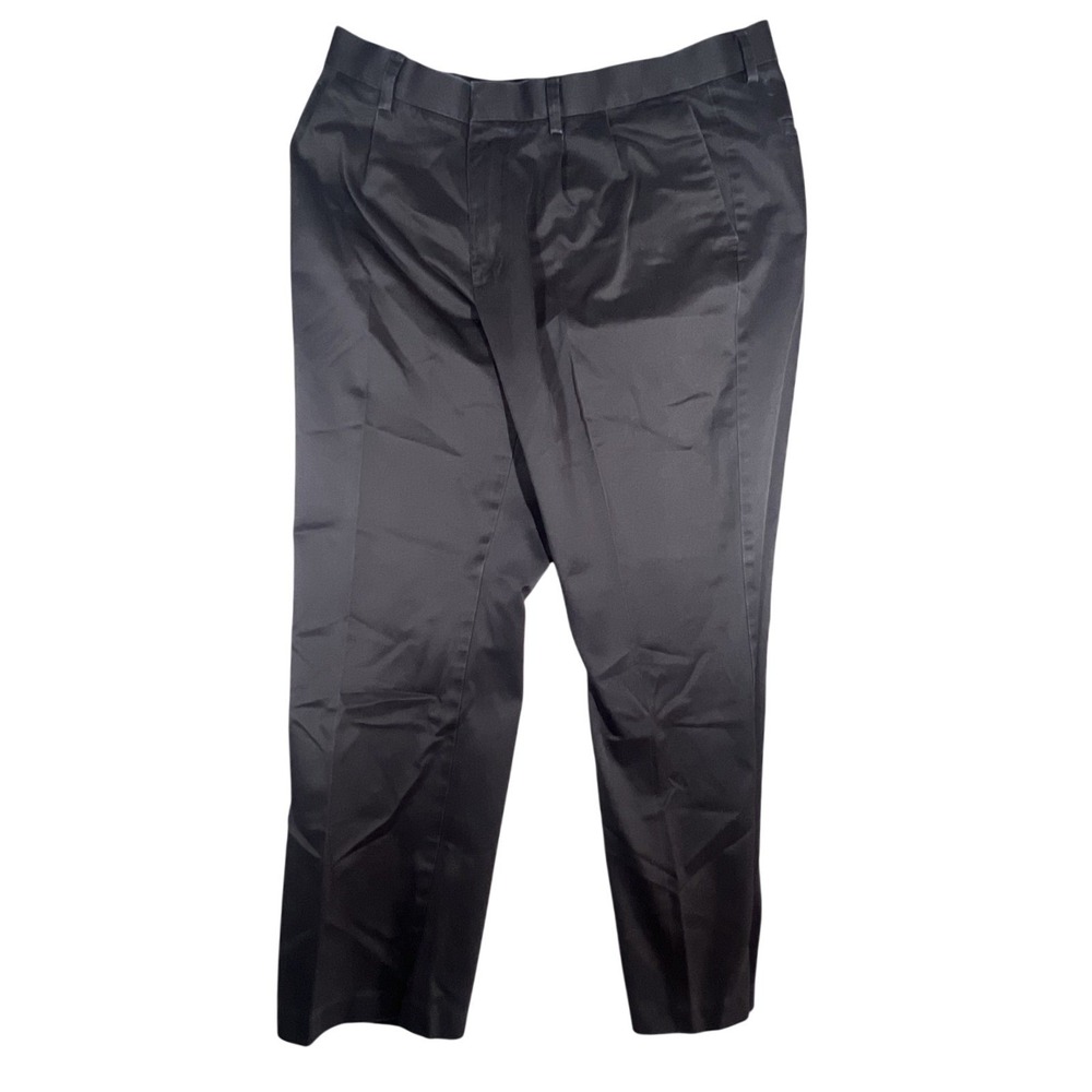 Dockers Men's D3 Relaxed Fit Pleated Chinos Pants Size 38x32 Charcoal Gray